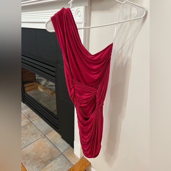 Really cute Tart dress - Picture 5 of 6